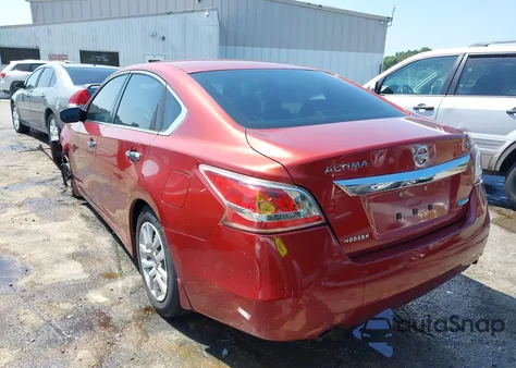 2014 Nissan Altima 2.5 S z USA, uszkodzony, nr VIN 1N4AL3AP4EC325125